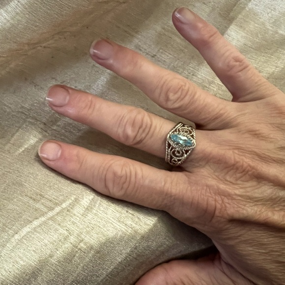 Sterling silver topaz ring sz 10 vintage Avon new marquee - Picture 1 of 3